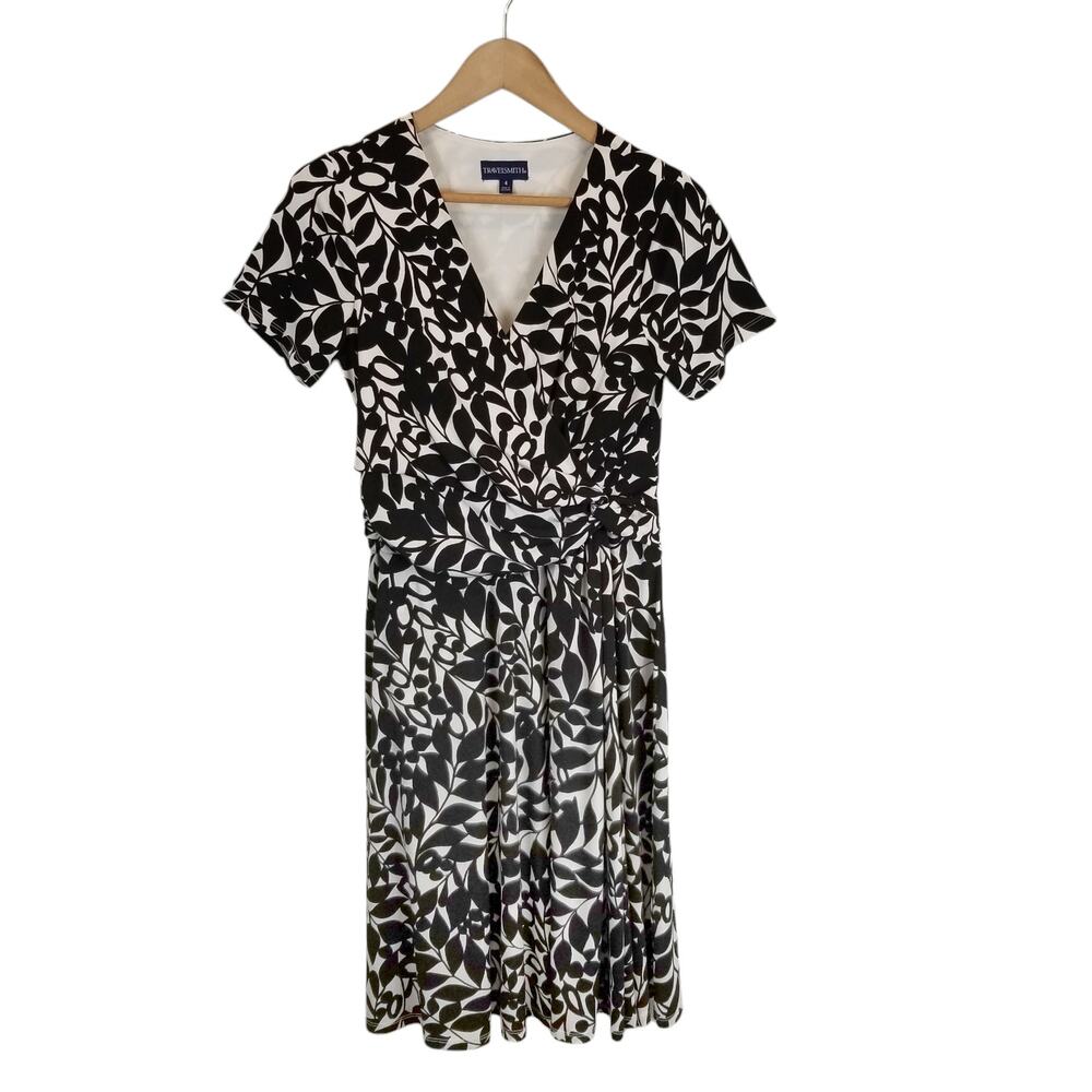 TravelSmith Women's Faux Wrap Knit Short Sleeve Dress Travel Black White Size 4